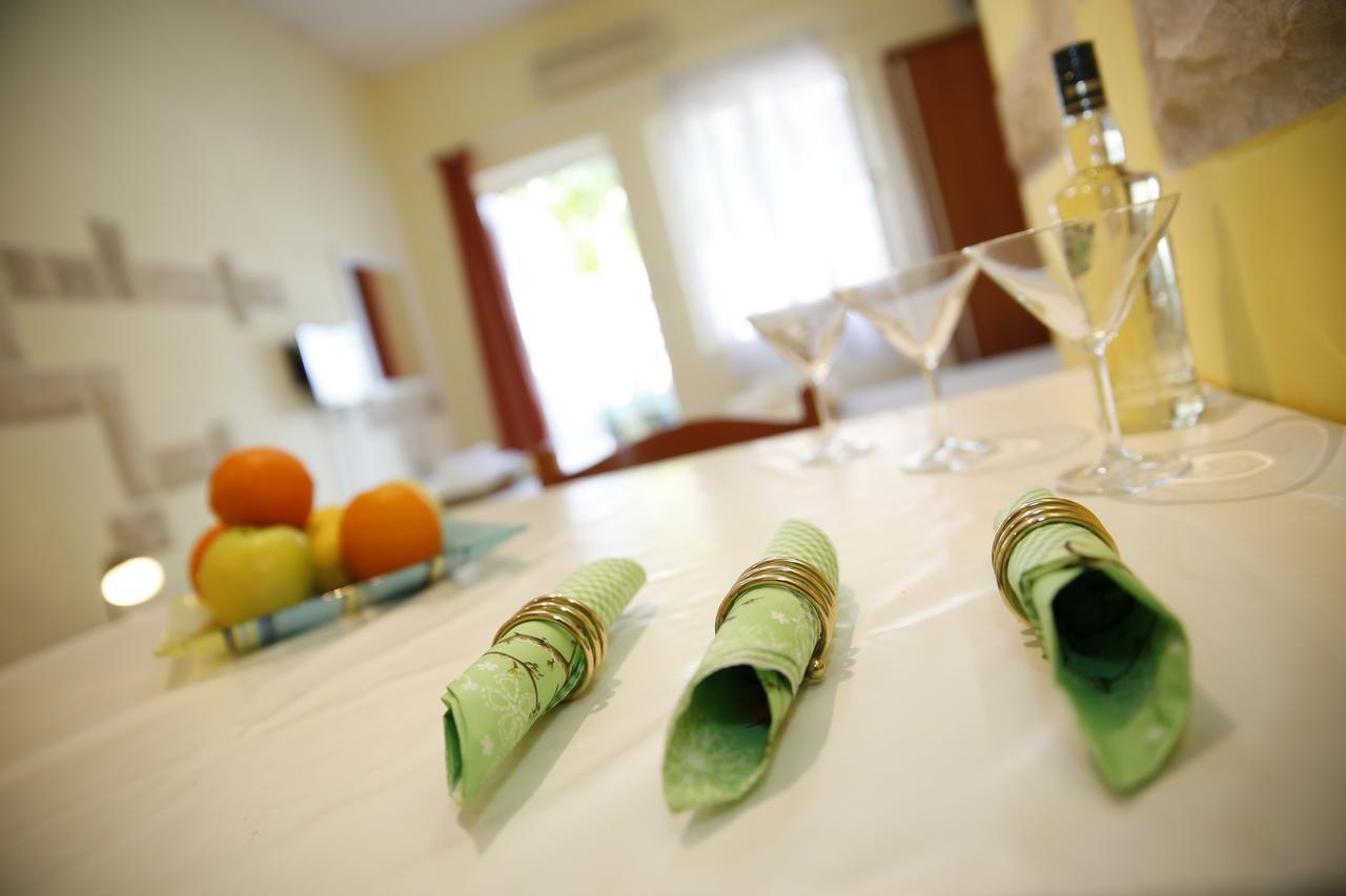 Apartment Lambasa โวดีเซ ภายนอก รูปภาพ