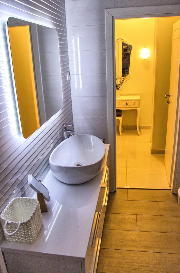 Apartment Lambasa โวดีเซ ภายนอก รูปภาพ