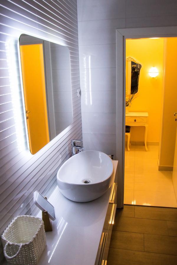 Apartment Lambasa โวดีเซ ภายนอก รูปภาพ